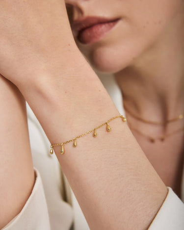 Polished Teardrop Dangle Station Bracelet